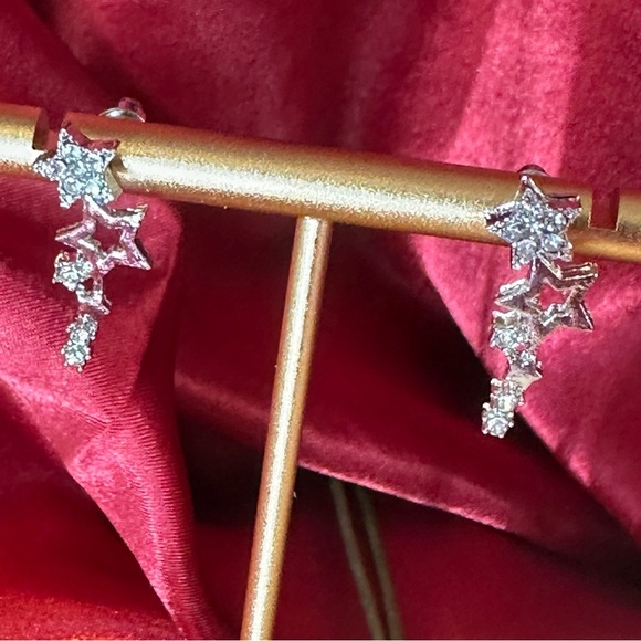 Silver Star Rhinestone Ear Climber Earrings | Celestial Sparkle Cuff Style - Picture 4 of 10